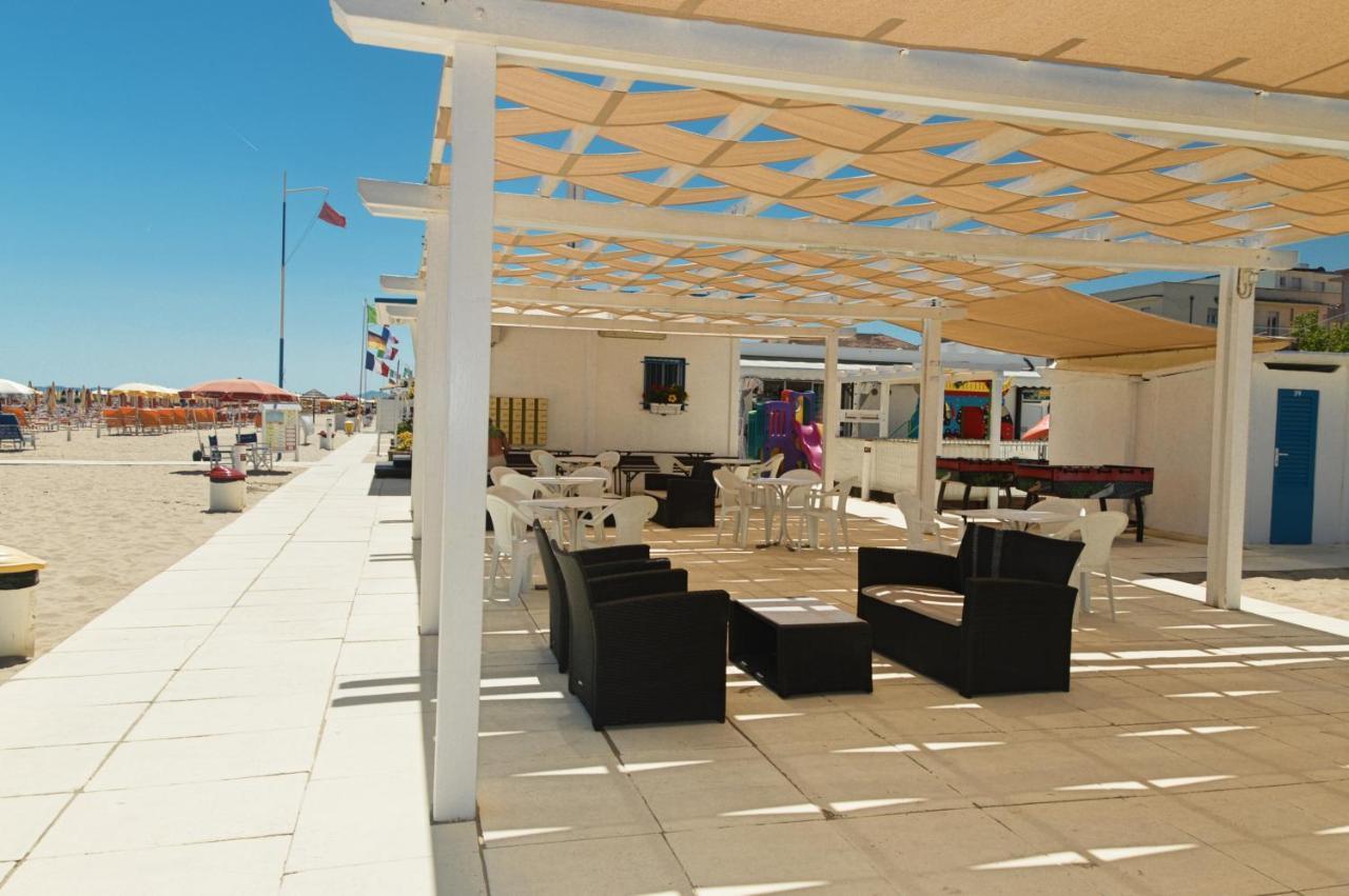 Hotel Karin Marebello Kültér fotó